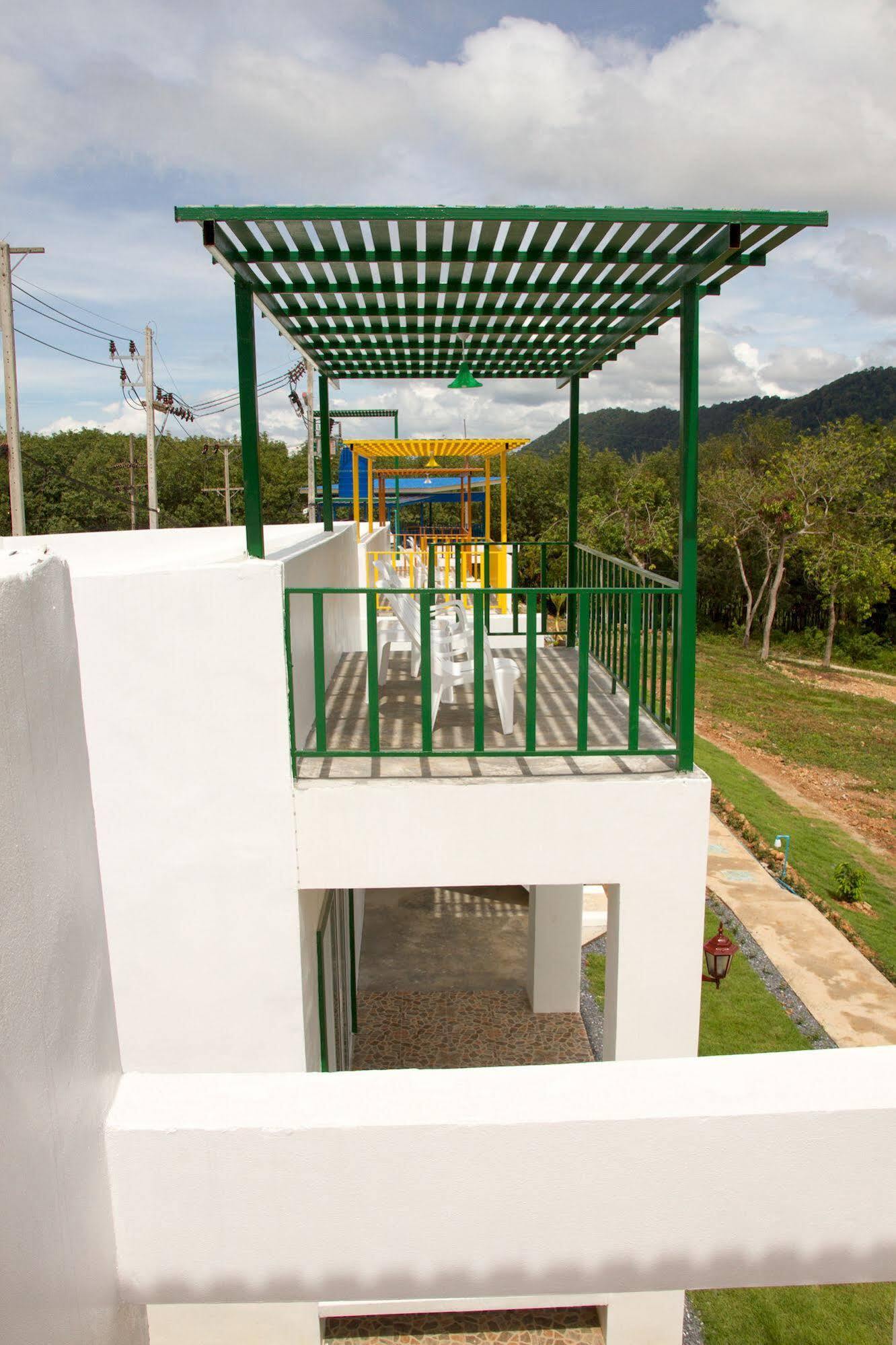 Hotel Keereelay Ko Lanta Exteriér fotografie